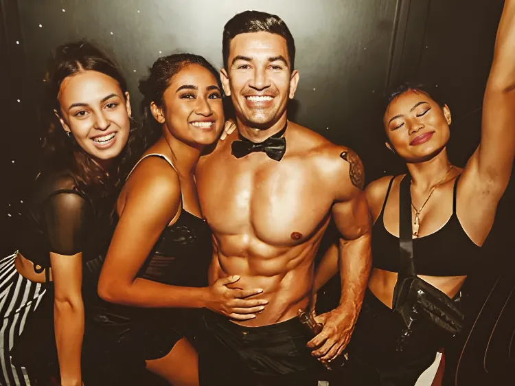 Greatest Hens Night with Hot Men