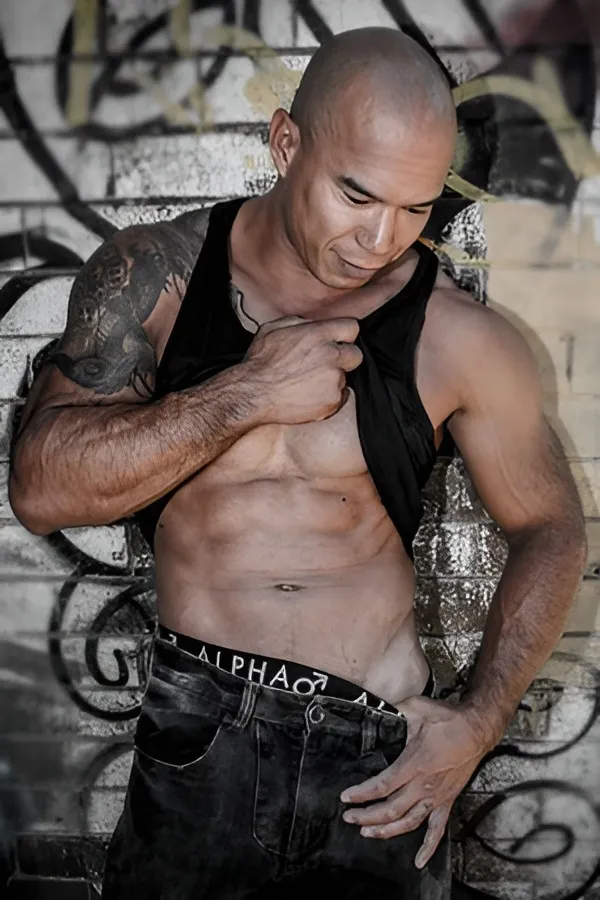 male-strippers-sydney-Tim M.