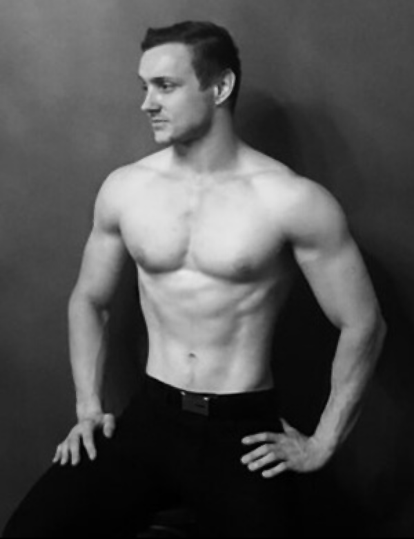 topless-waiters-brisbane-Cameron