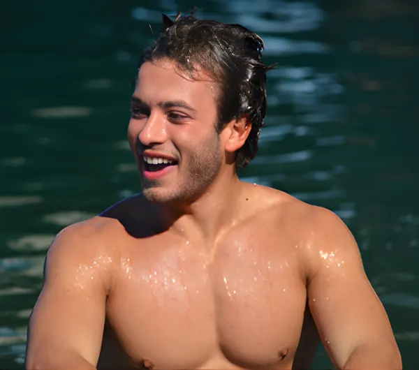 topless-waiters-brisbane-Kayo