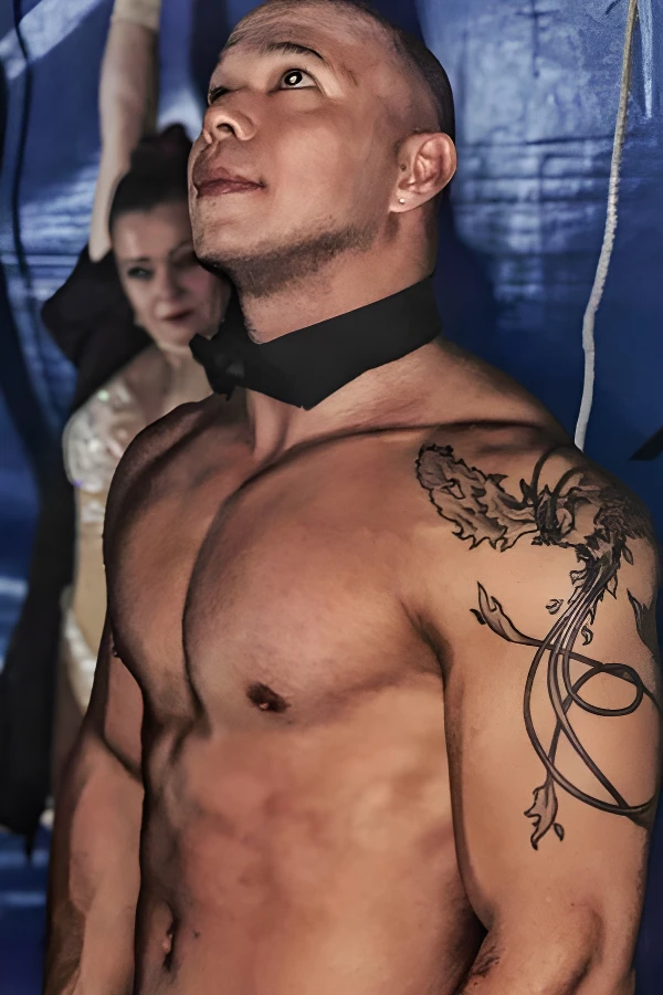 topless-waiters-brisbane-Marc M.