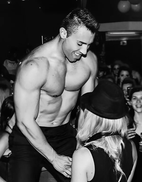 Hens Knights male stripper, Enzo entertaining hens night party