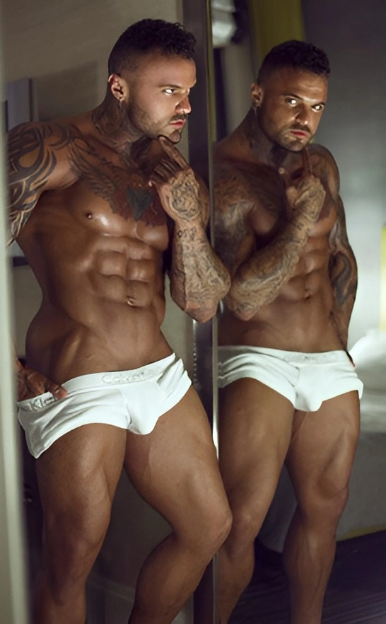 male-strippers-sydney-Justin C.
