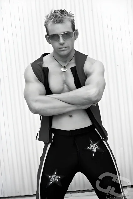 male-strippers-brisbane-Jamie