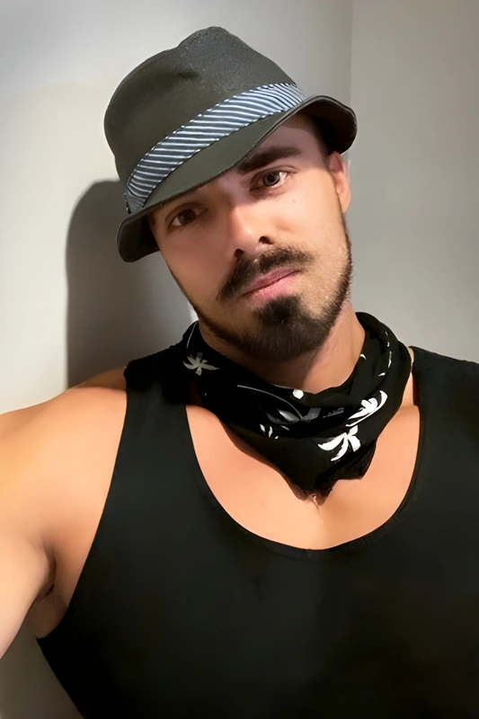 male-strippers-sydney-Gabriel