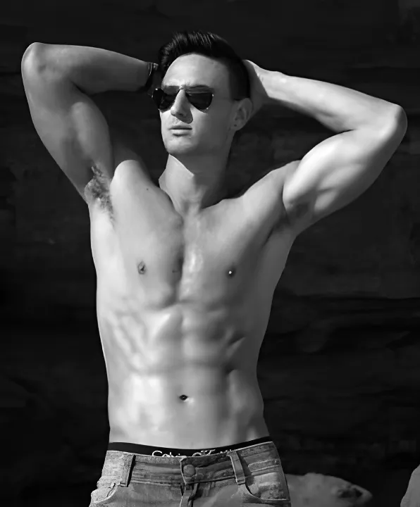 topless-waiters-melbourne-Steve M.