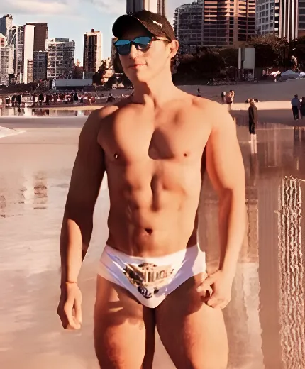 topless-waiters-melbourne-Victor