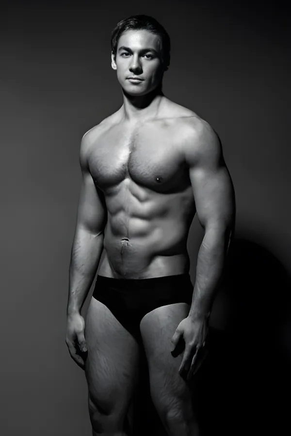 topless-waiters-brisbane-Zane W.