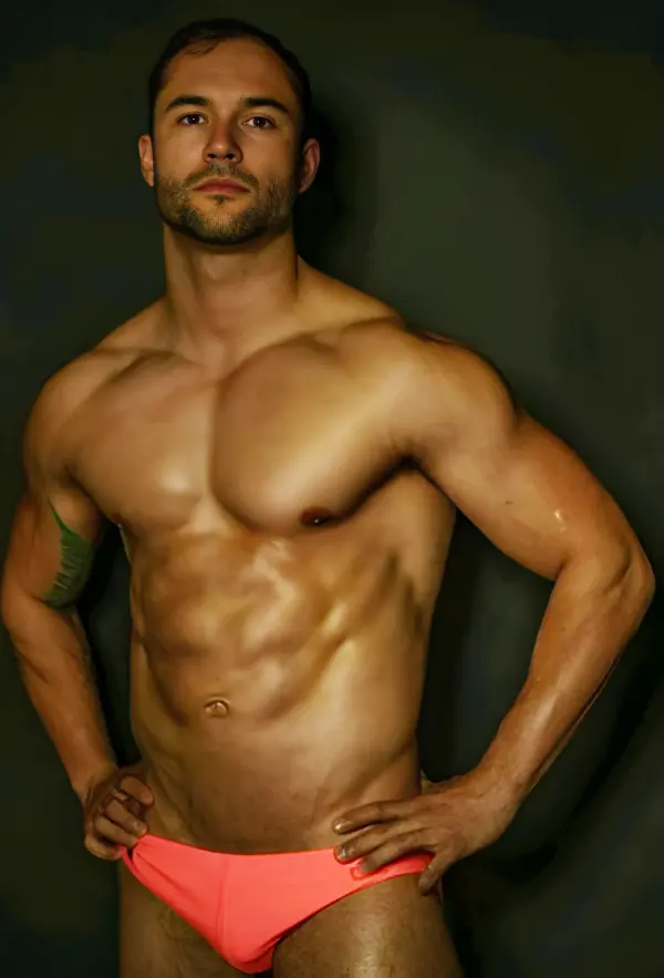 topless-waiters-perth-Eric