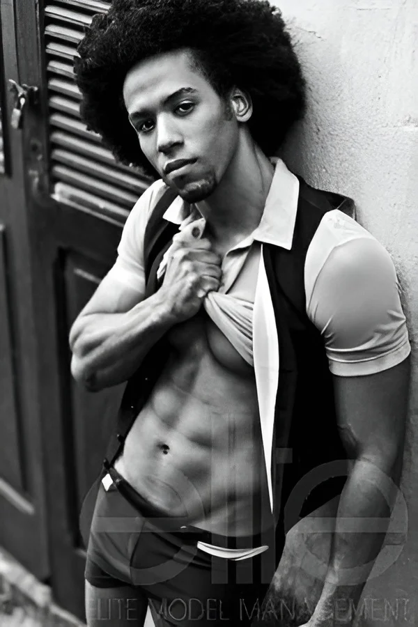 male-strippers-sydney-Lenny K.