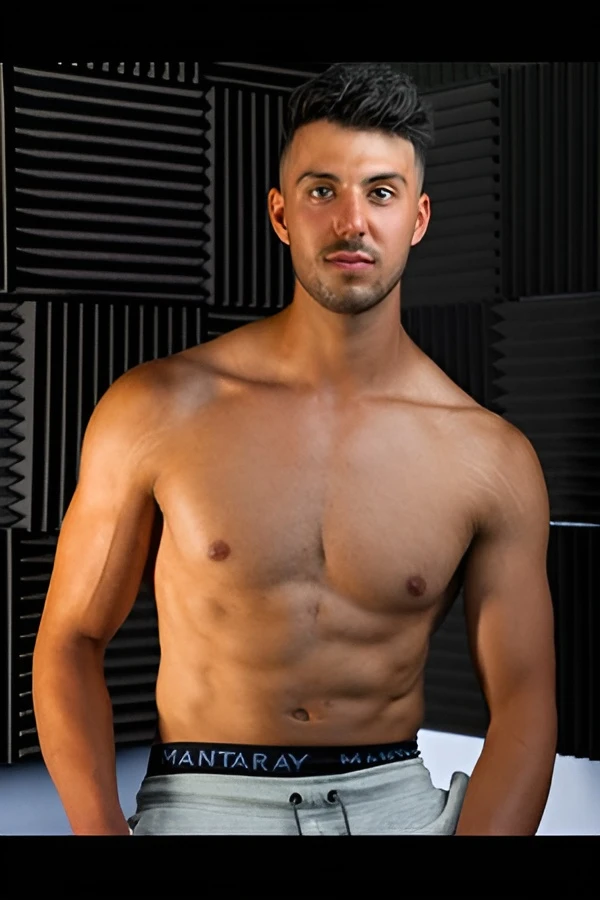 topless-waiters-melbourne-Jayden