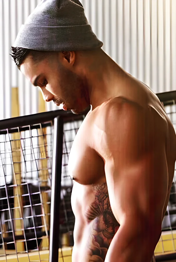 topless-waiters-brisbane-Alex G.