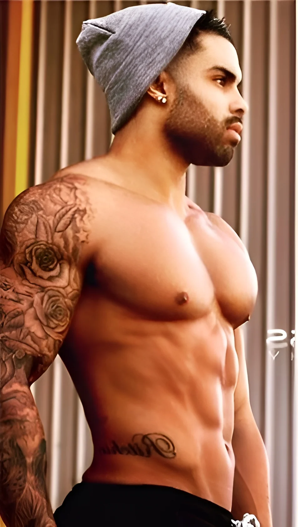 topless-waiters-brisbane-Alex G.
