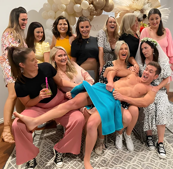 Birthday party with Hens Knights male stripper entertainer