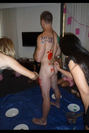 topless-waiters-goldcoast-seang
